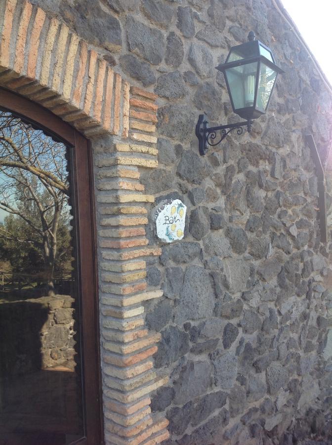 Hotel Le Cisterne Dell'Etna Calcerana-Marina Exterior foto
